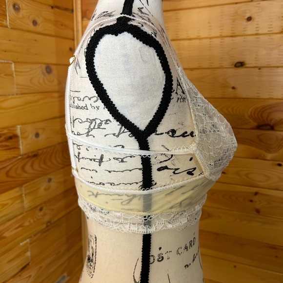 For love & lemons skivvies  lace long line bra - Picture 4 of 6